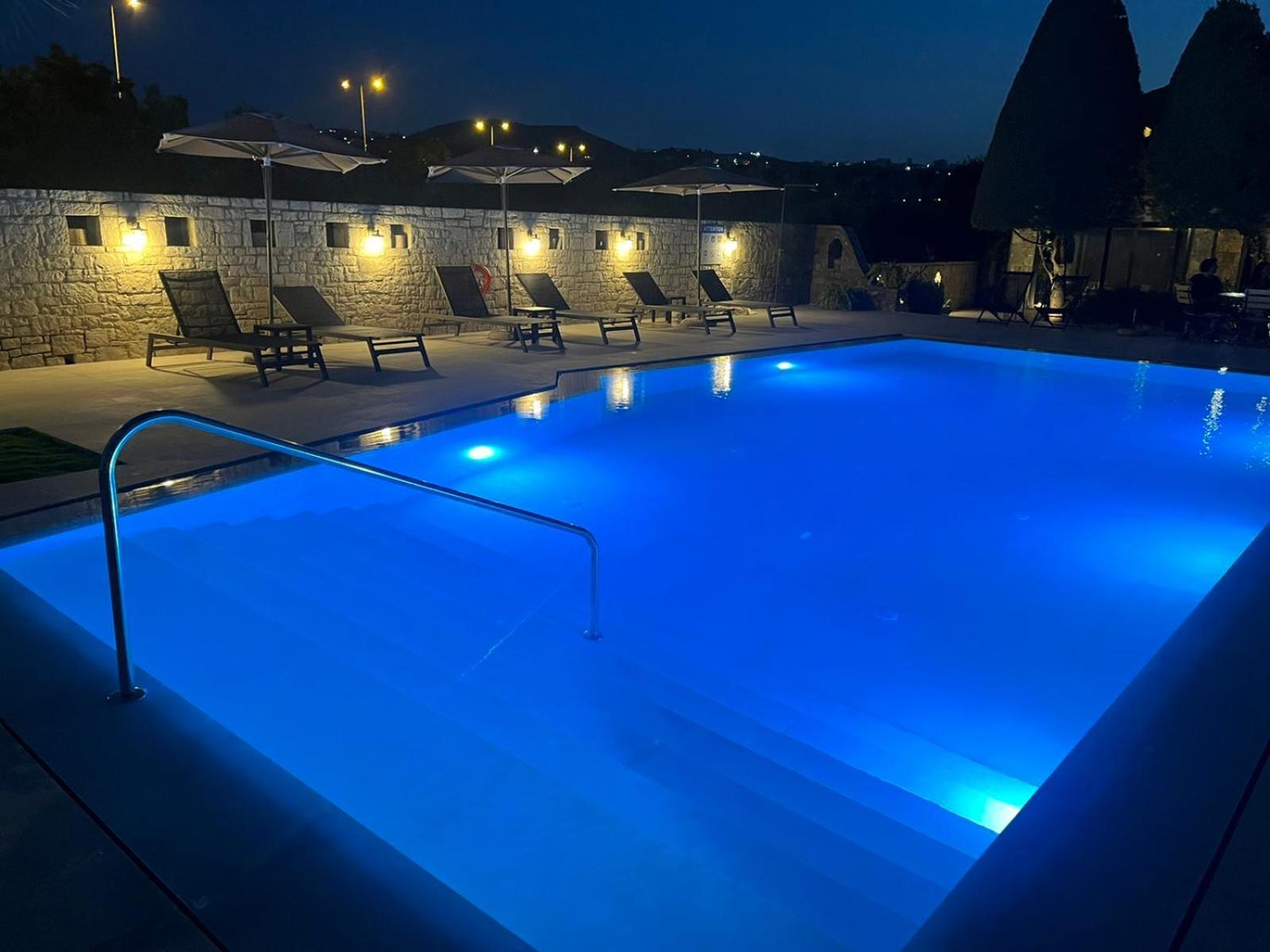 Nancy - Chara Apartments 칼터로스 외부 사진